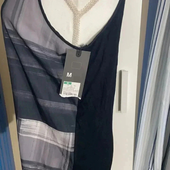 Mossimo size M Black Plaid Tank Top - Picture 3 of 8